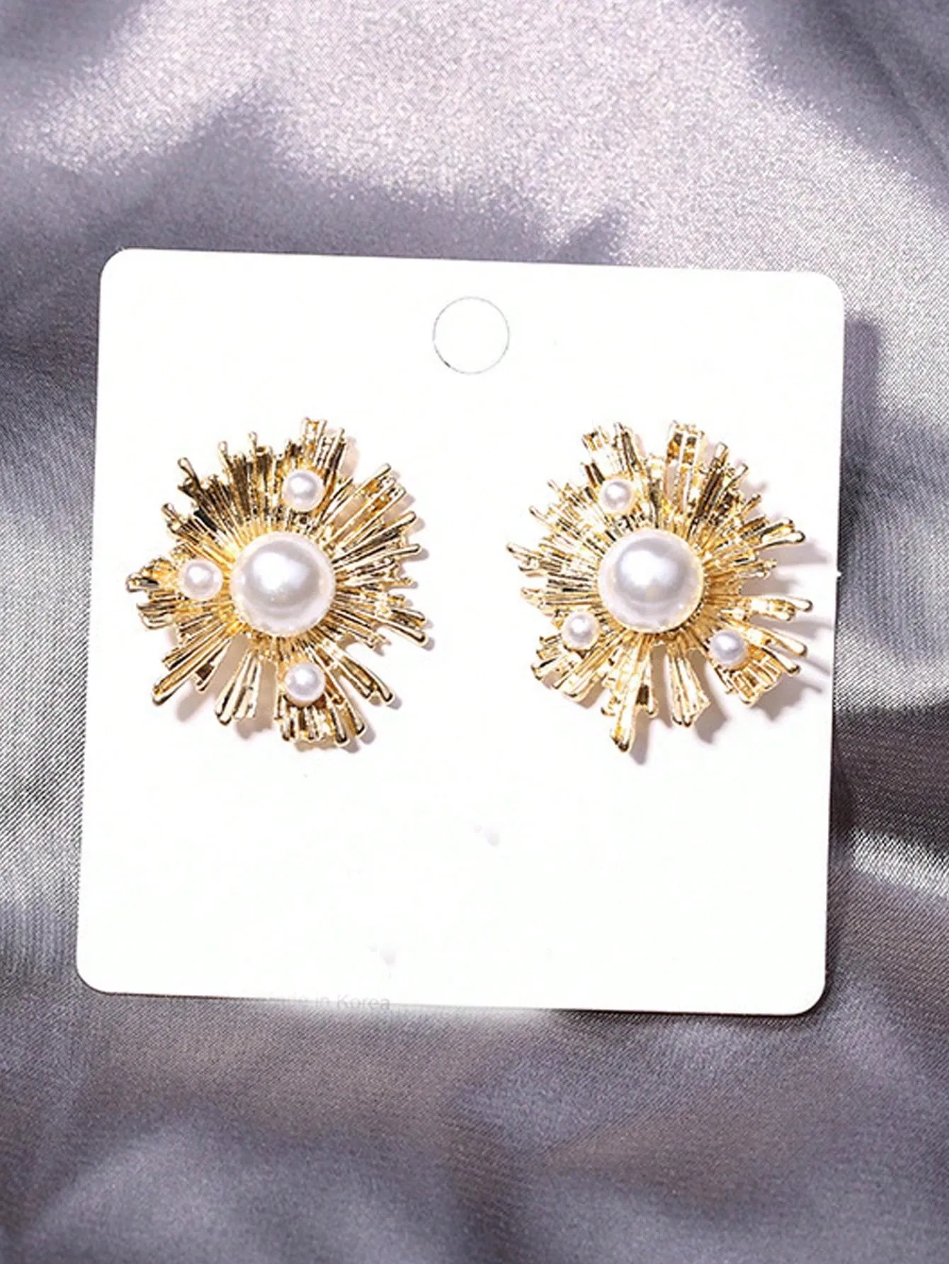 1pair Metallic Sunflower-Shaped Pearl Big Stud Earrings SD