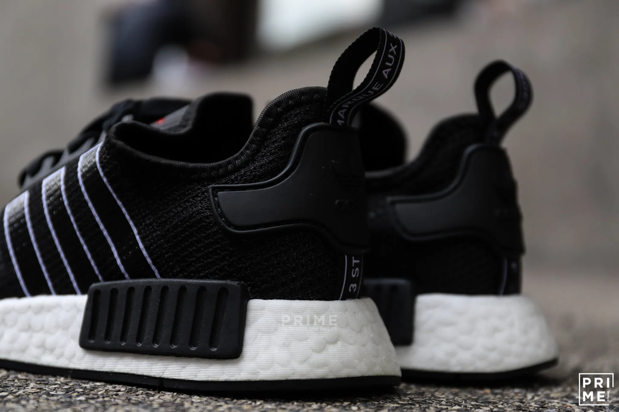 Adidas NMD R1  Core Black / Dust Purple  (GW2540)