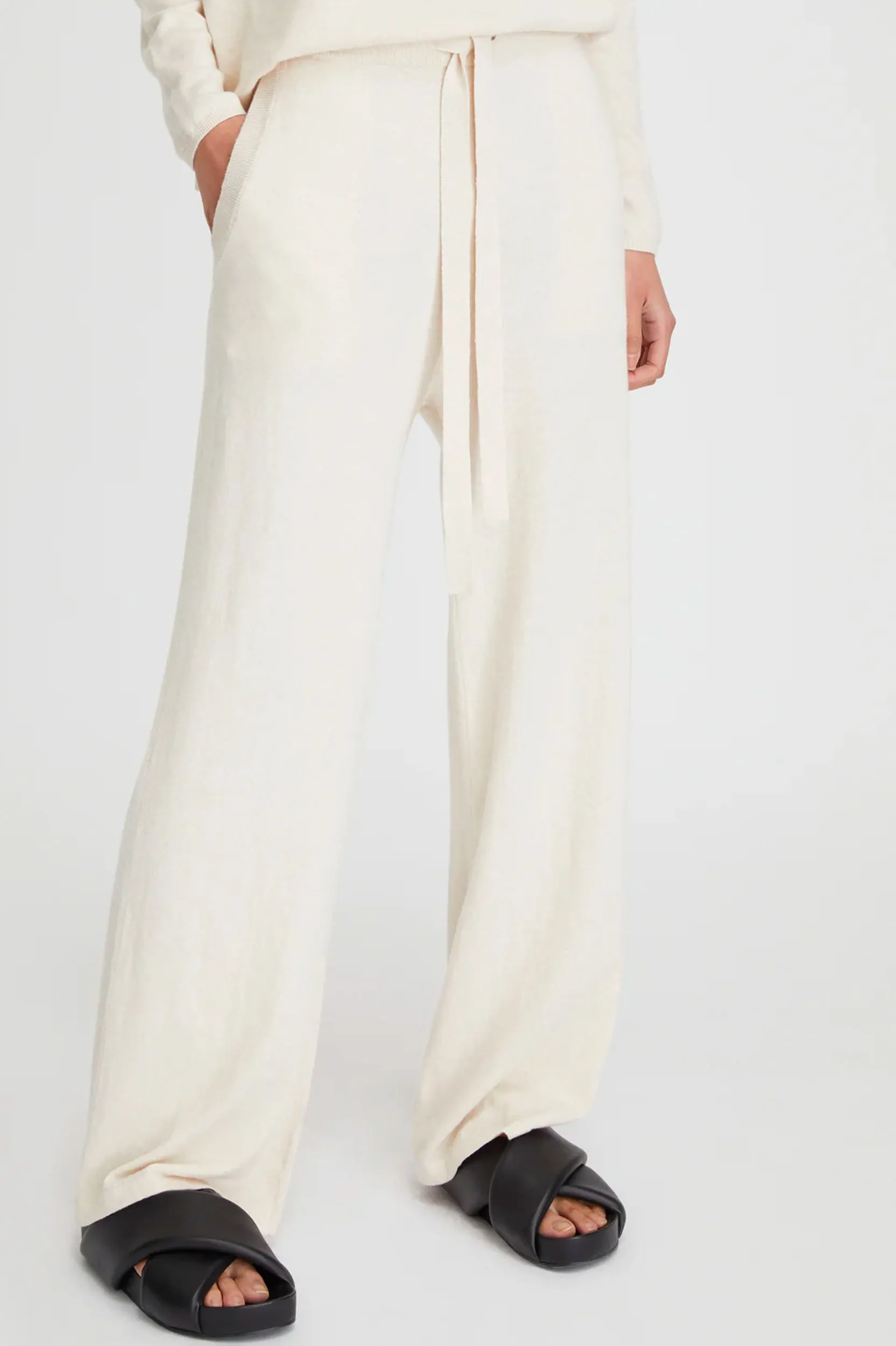 Cotton Cashmere Wide Leg Pant in Oat